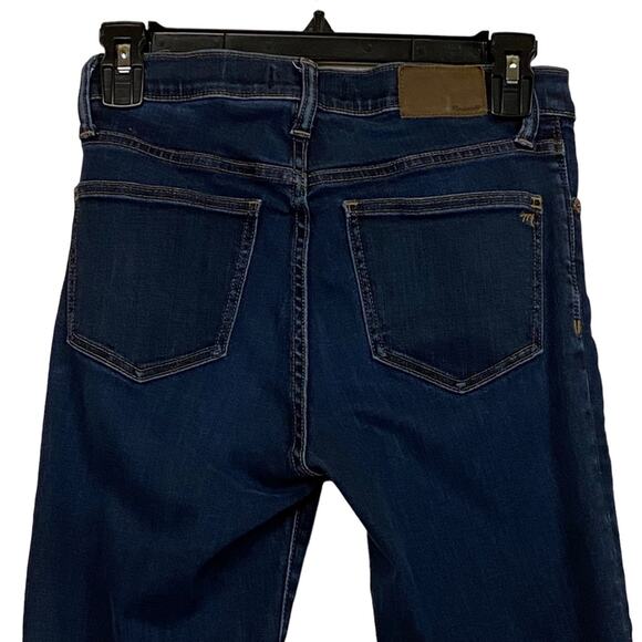 Madewell 9" Mid-Rise Skinny Jeans in Larkspur Wash: TENCEL™ Denim Edition - Picture 5 of 11